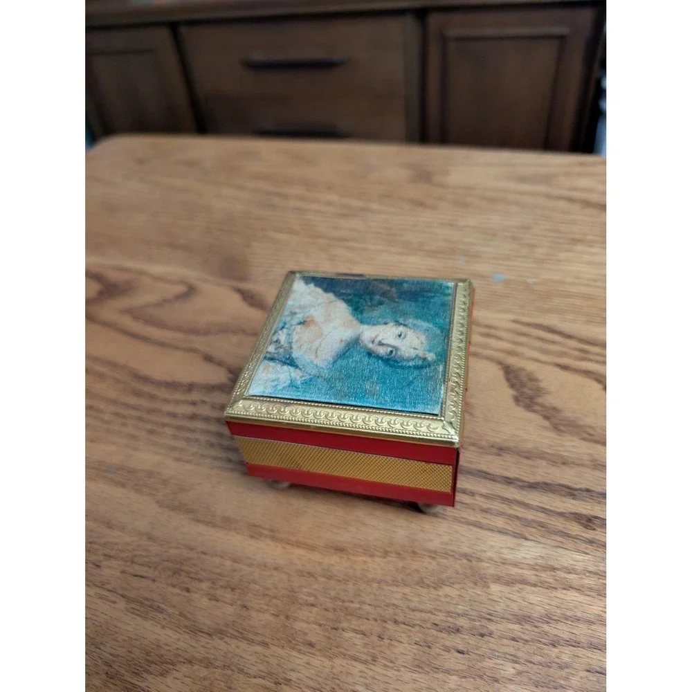 Vintage Madame Louise de France Music Box Red Gold Jean-Marc Nattier Portrait